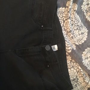 Maurices Jeans - Black Skinny Jeans Maurices Jeans - Black Skinny Jeans
